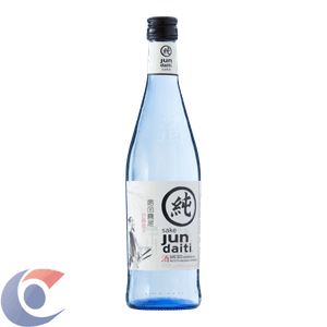 Saquê Seco Jun Daiti Garrafa 670ml